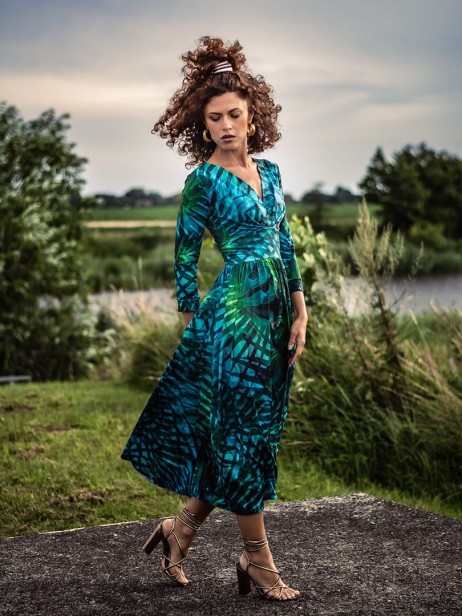 Amelia Tropical - sukienka rozkloszowana 2.jpg