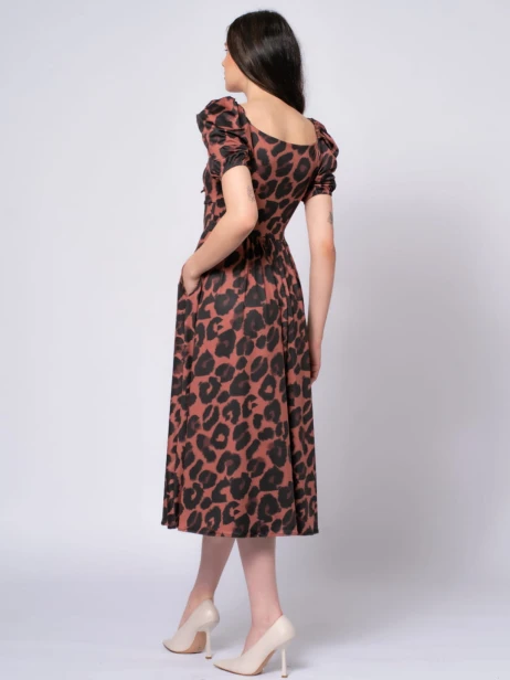 Sukienka w panterkę tył.jpg