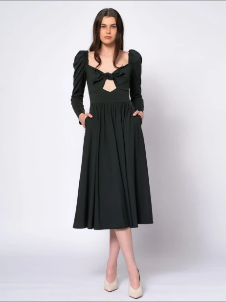 Czarna sukienka - Ola.jpg