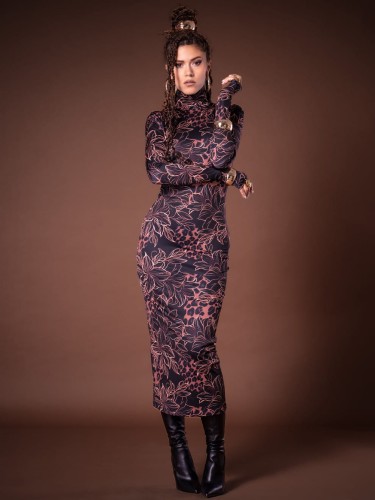 Dopasowana sukienka gigi golden power1.jpg